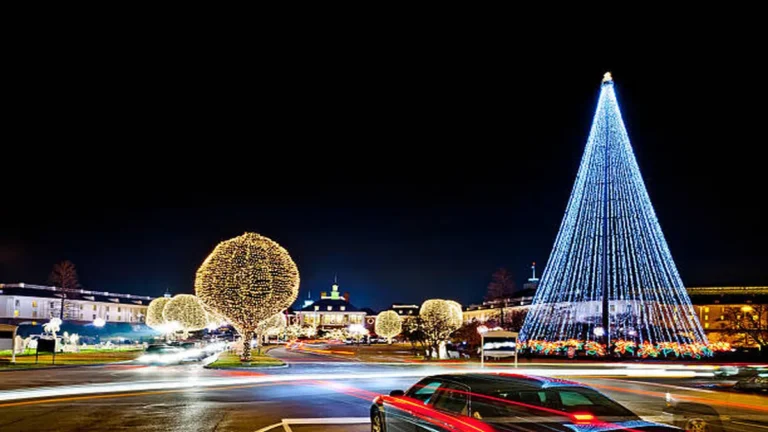 Nashville Christmas Events — Lights, Markets & More